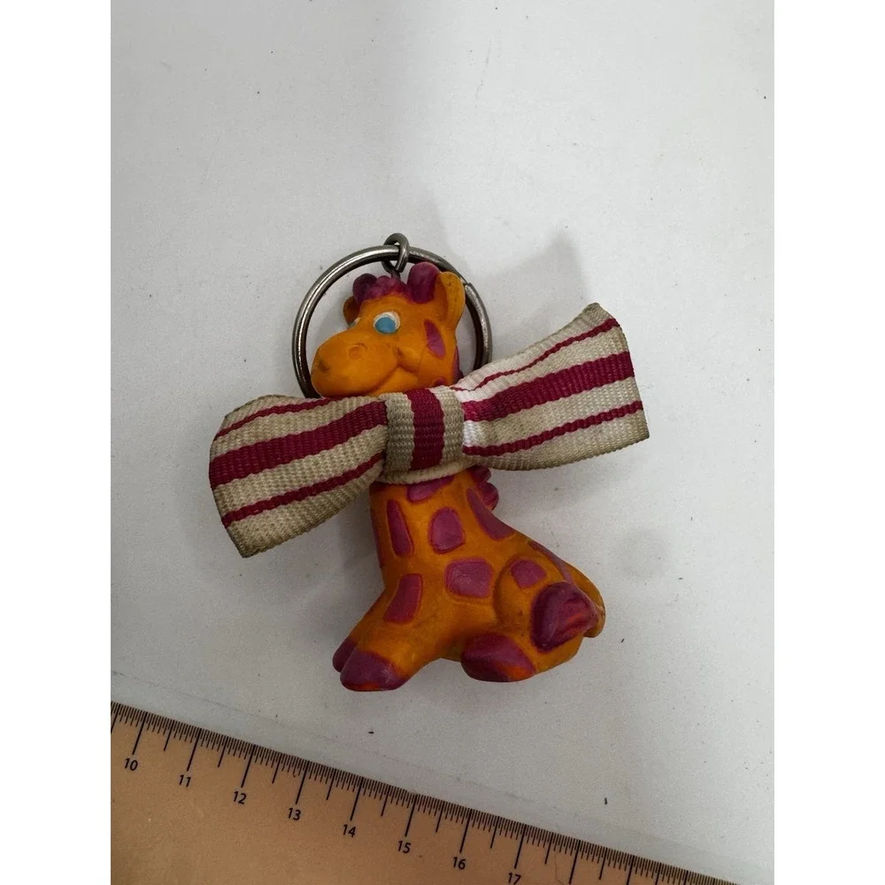 Vintage 1993 Avon Key‎ To Cuteness Keychain Circus Giraffe *No Box